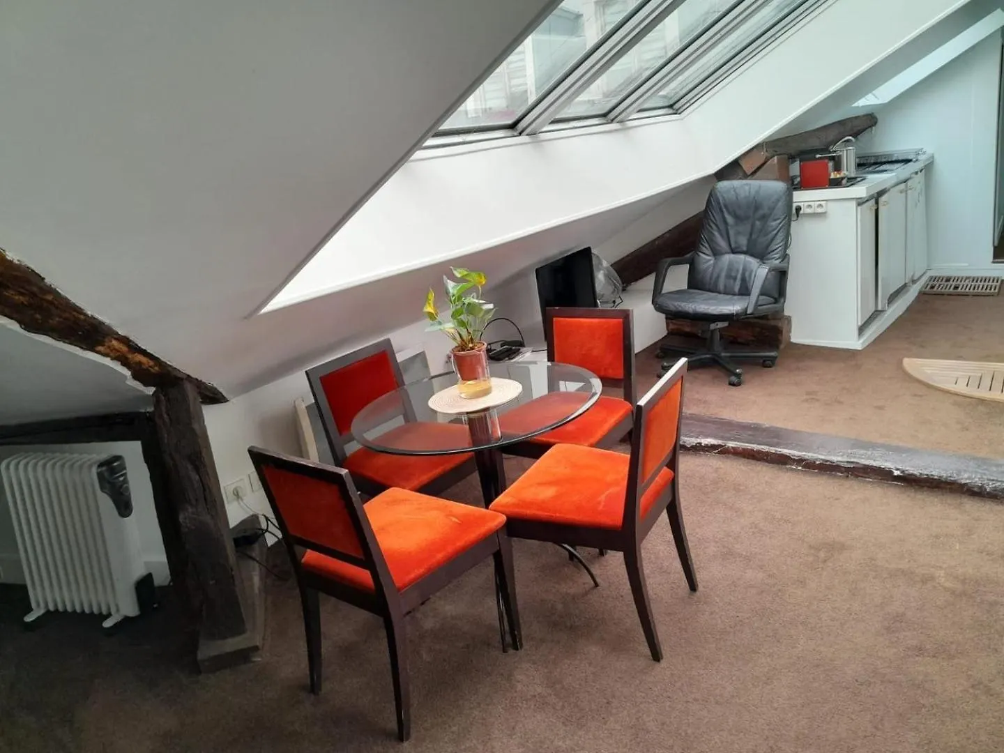 Le Singulier : Au Coeur De Paris Apartment France