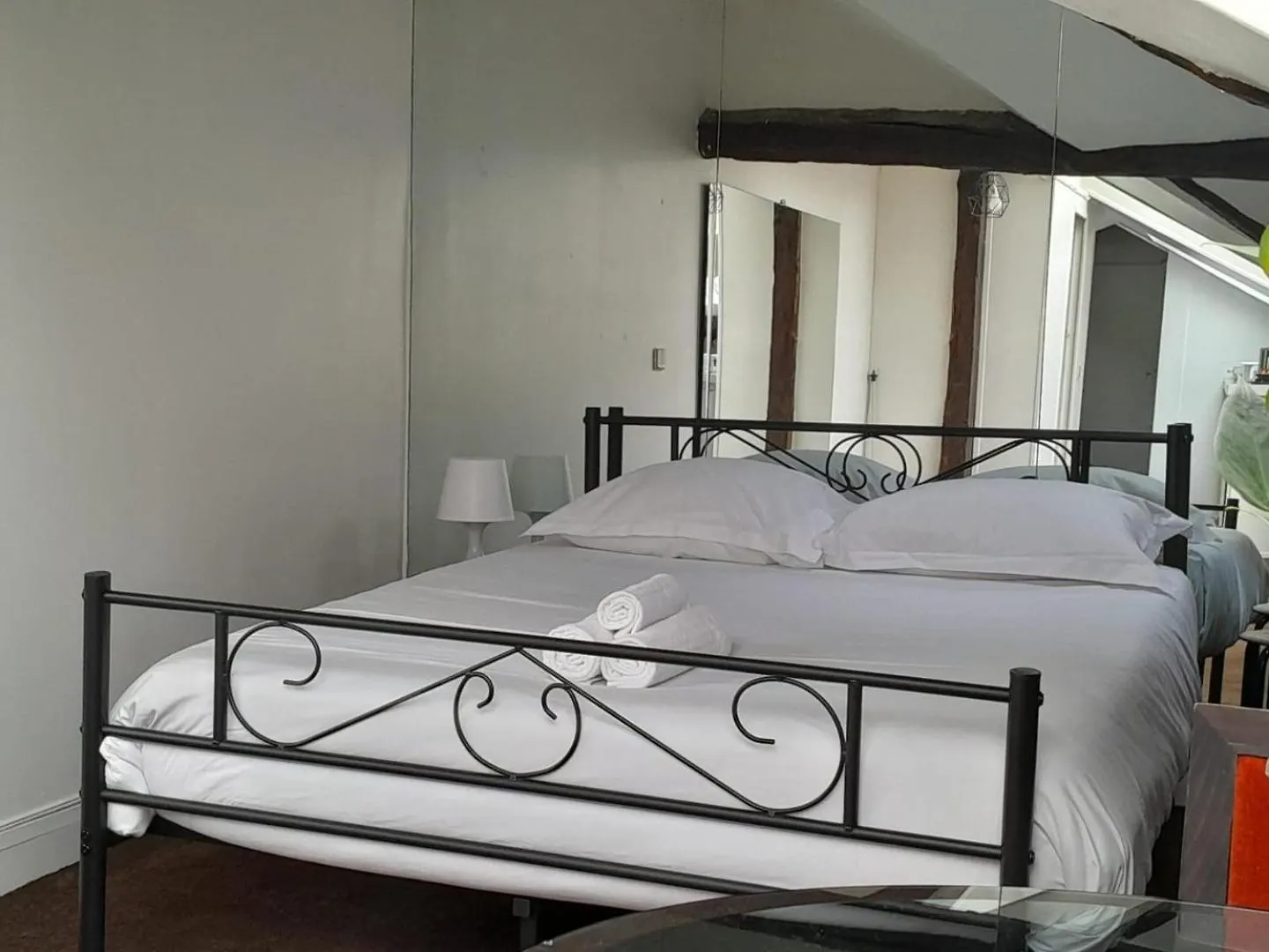 Le Singulier : Au Coeur De Paris Apartment